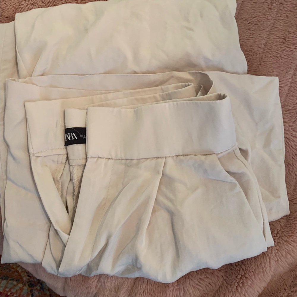 Zara Off-White Trouser Pants- Size Small